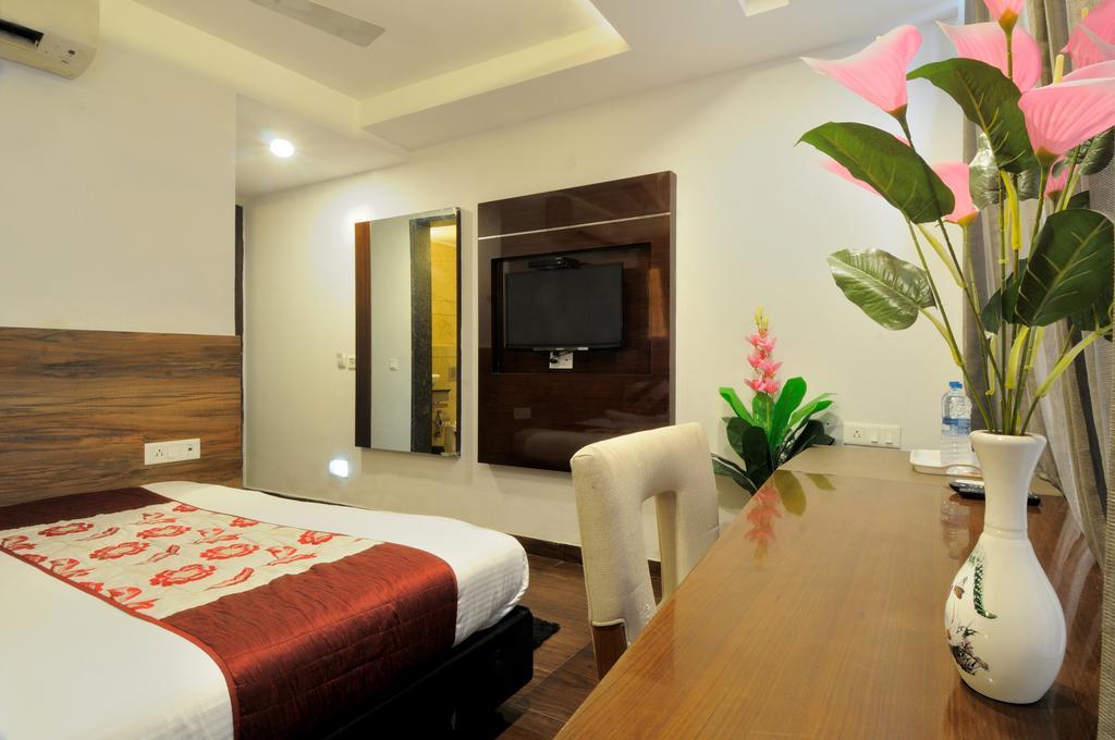 Hotel Cabana @ Pahar Ganj New Delhi Buitenkant foto